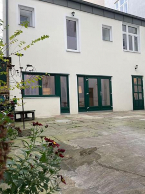 Quiet apartment close to center Vienna
